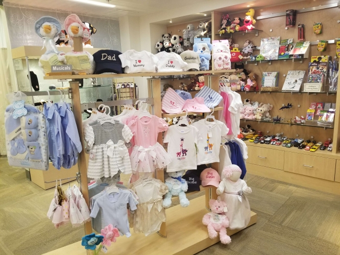 Muir galleria gift shop 3